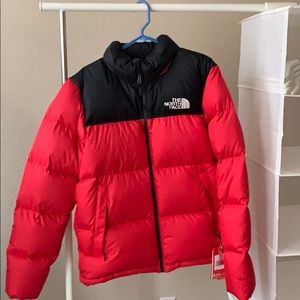 2017 north face nuptse jacket. Red